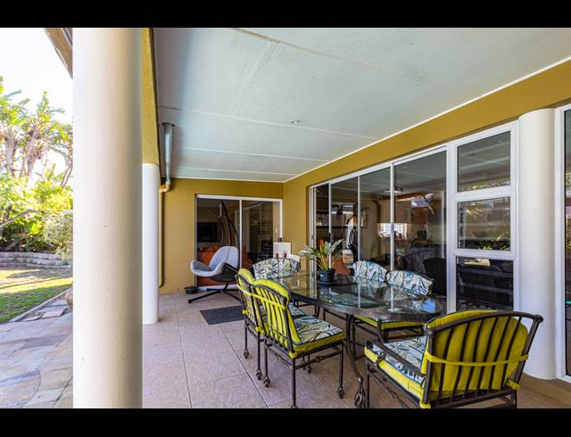 3 BEDROOM HOUSE FOR SALE IN WEST BEACH